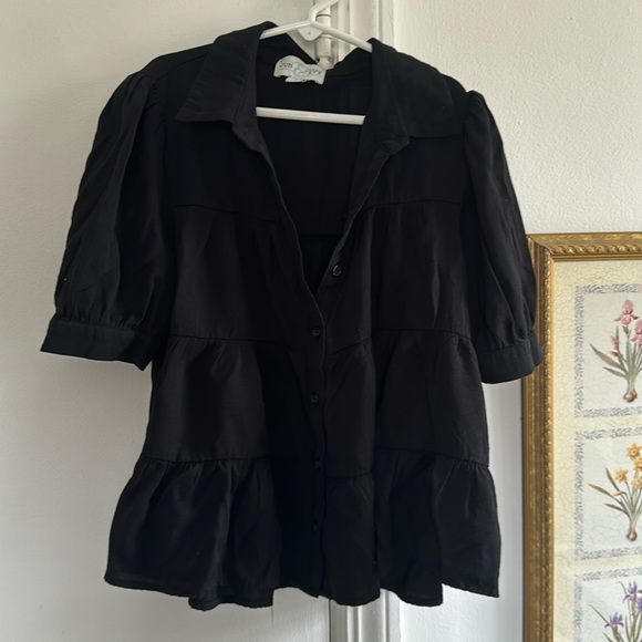 Black button down Blouse - Picture 1 of 3